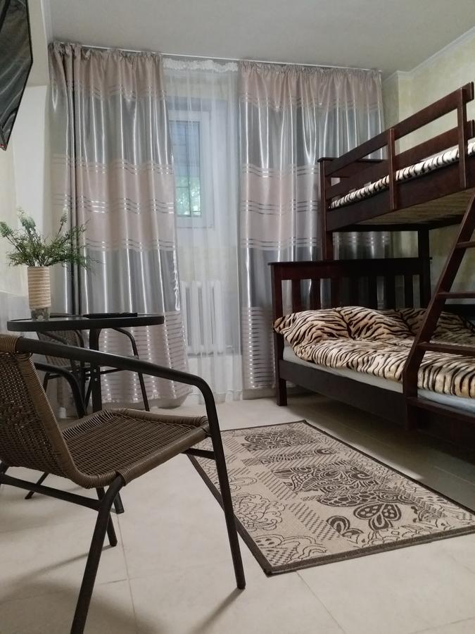 Nochka Albergue Odesa Exterior foto